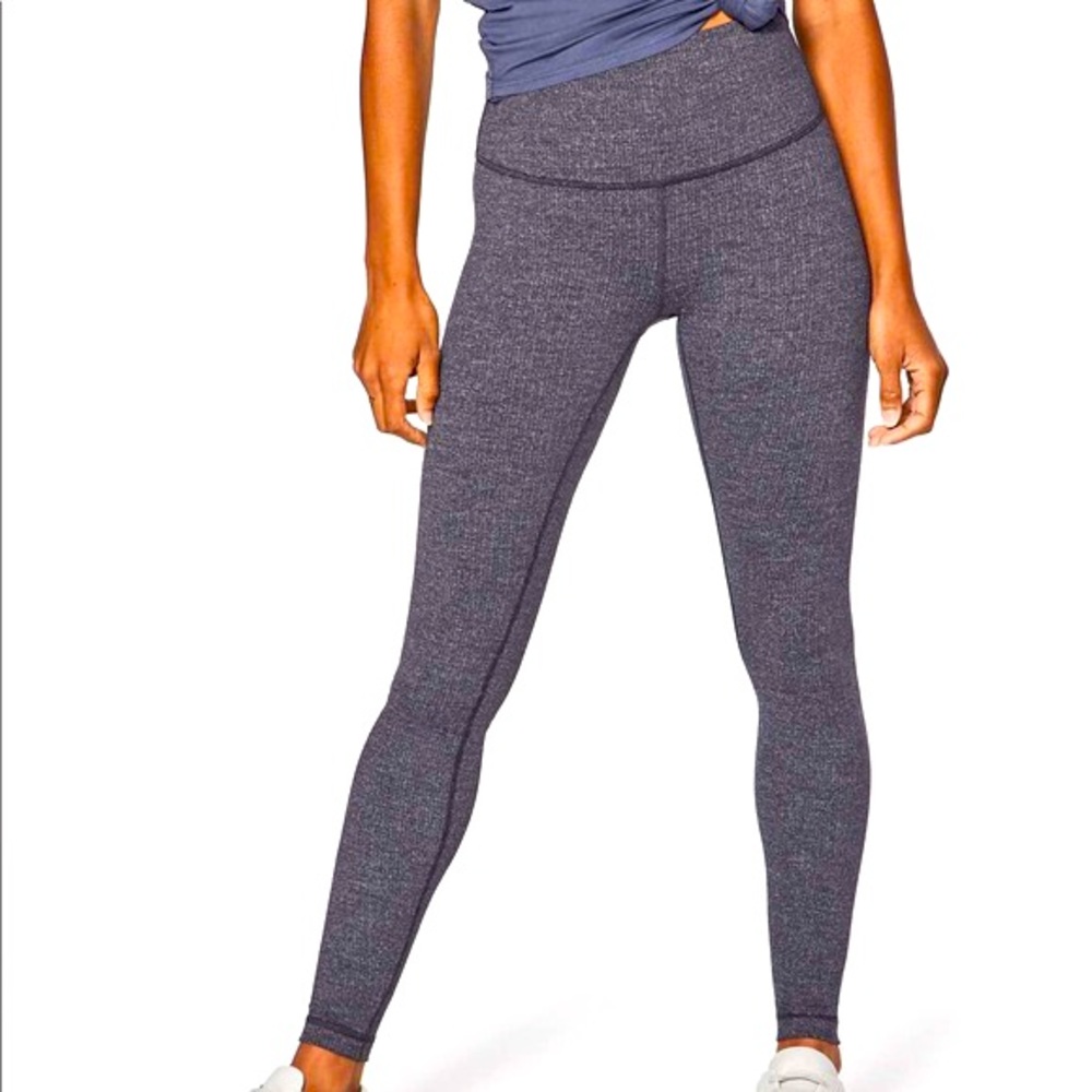 Lululemon Leggings — Wunder Under
